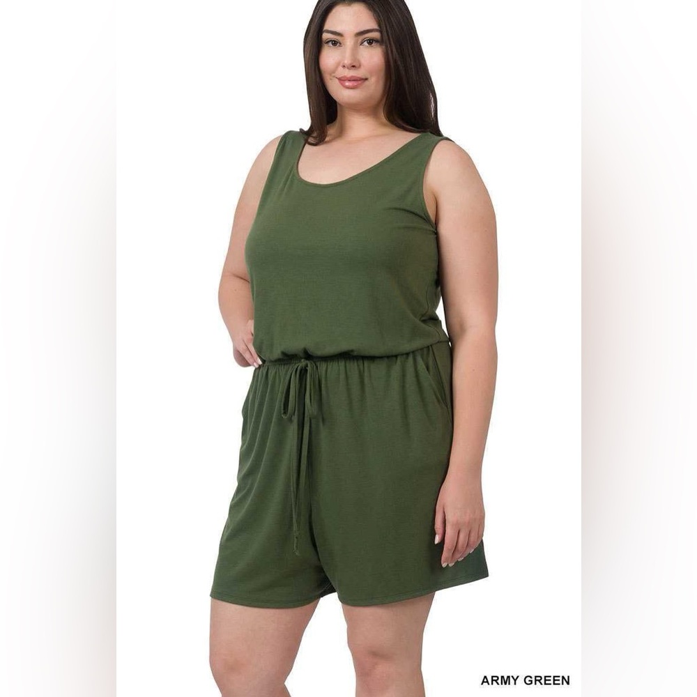 PLUS SIZE Romper with Pockets